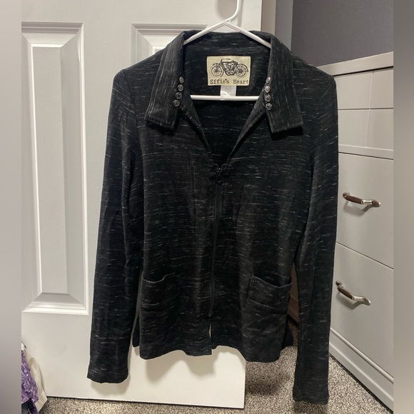 Effie’s heart jacket - Picture 1 of 3